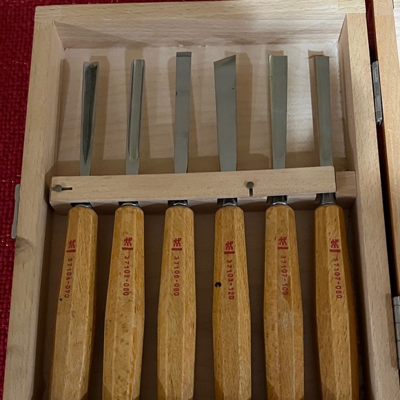 Wood Carving Tool Set with Wooden Handles - Picture 4 of 8